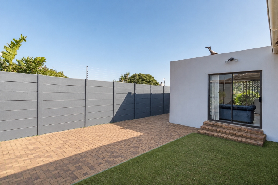4 Bedroom Property for Sale in Vredekloof East Western Cape